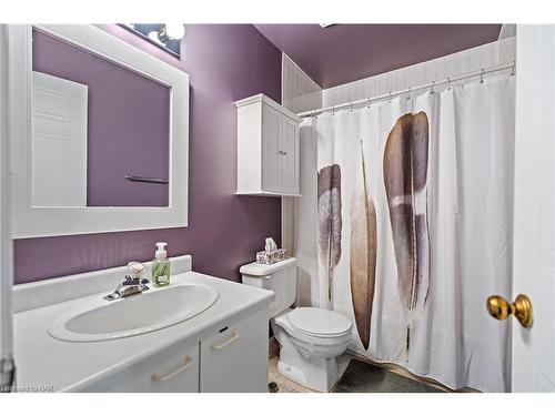 12-65 Dorchester Boulevard, St. Catharines, ON - Indoor Photo Showing Bathroom