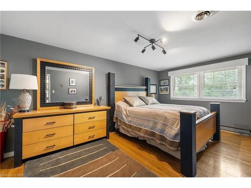 240 Riverview Boulevard, St. Catharines, ON - Indoor Photo Showing Bedroom