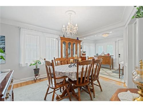 45 Ivy Avenue, St. Catharines, ON - Indoor Photo Showing Dining Room