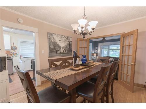 4 Haig Street, St. Catharines, ON - Indoor Photo Showing Dining Room