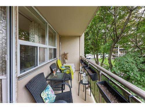 309-6390 Huggins Street, Niagara Falls, ON - Outdoor With Balcony With Exterior