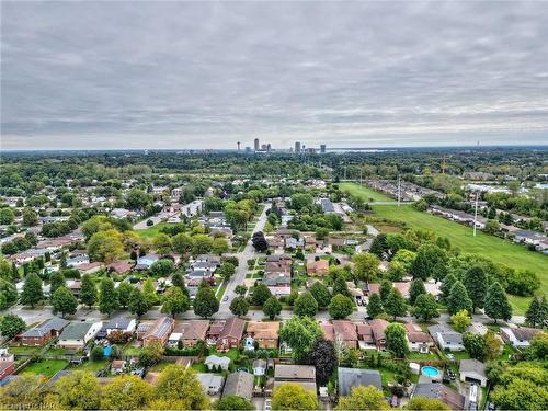 6529 Dalena Place, Niagara Falls, ON - Outdoor With View