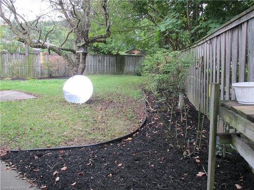 6 East Hampton Road, St. Catharines, ON - Outdoor With Backyard