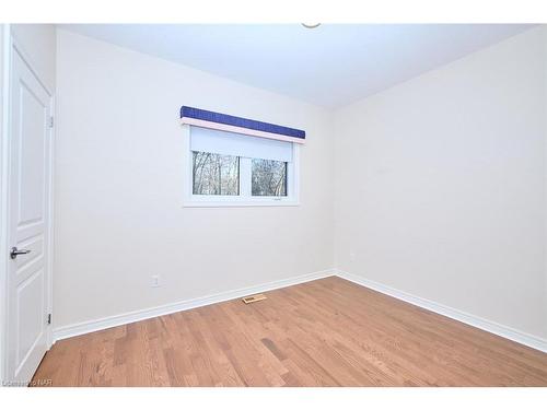 3288 Riselay Avenue, Ridgeway, ON - Indoor Photo Showing Other Room