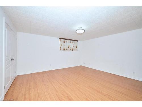 3288 Riselay Avenue, Ridgeway, ON - Indoor Photo Showing Other Room