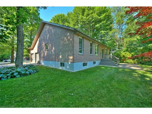 3288 Riselay Avenue, Ridgeway, ON - Outdoor