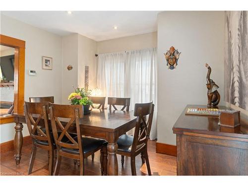 100 Elgin Street, Port Colborne, ON - Indoor Photo Showing Dining Room