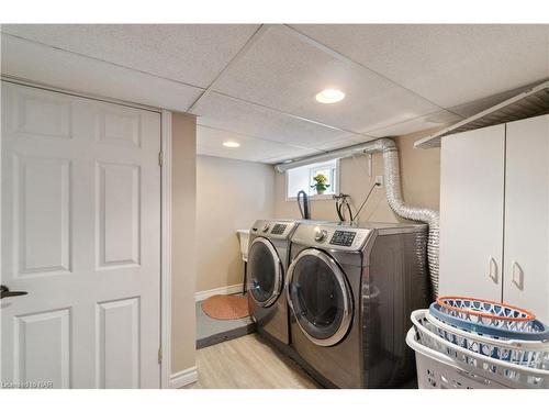 100 Elgin Street, Port Colborne, ON - Indoor Photo Showing Laundry Room