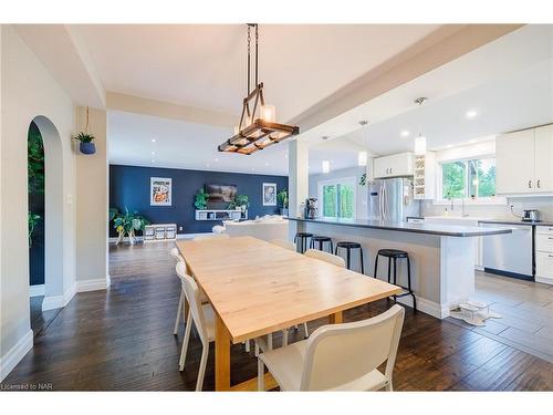 1344 Effingham Street, Pelham, ON - Indoor Photo Showing Other Room