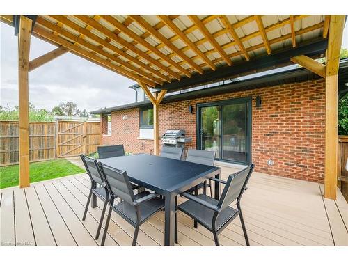 1344 Effingham Street, Pelham, ON - Outdoor With Deck Patio Veranda With Exterior