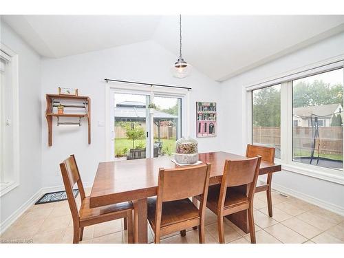 59 Thorold Road E, Welland, ON - Indoor Photo Showing Dining Room