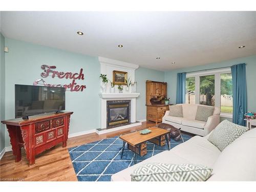 59 Thorold Road E, Welland, ON - Indoor Photo Showing Living Room With Fireplace