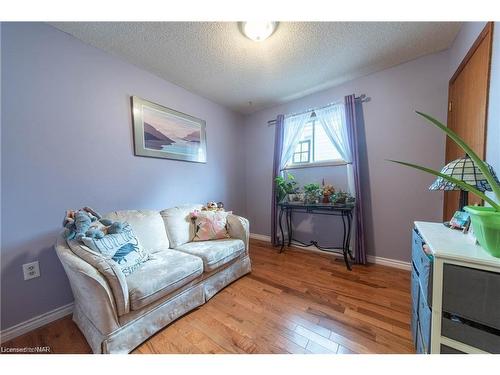 6442 Taylor Street, Niagara Falls, ON - Indoor