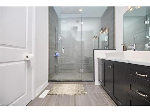 1001 Pelham Road Road, St. Catharines, ON - Indoor Photo Showing Bathroom