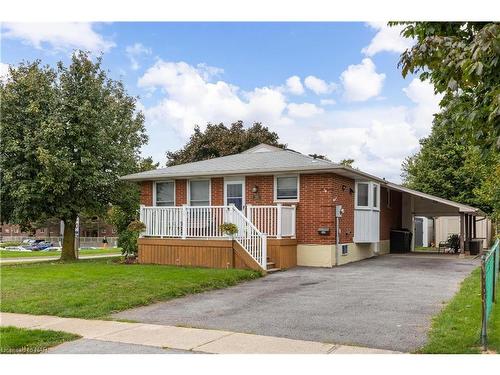 105 Rockwood Avenue, St. Catharines, ON - Outdoor With Deck Patio Veranda