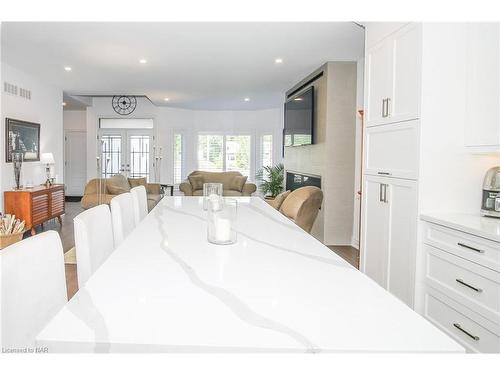 191 Hetram Court Court, Crystal Beach, ON - Indoor Photo Showing Dining Room