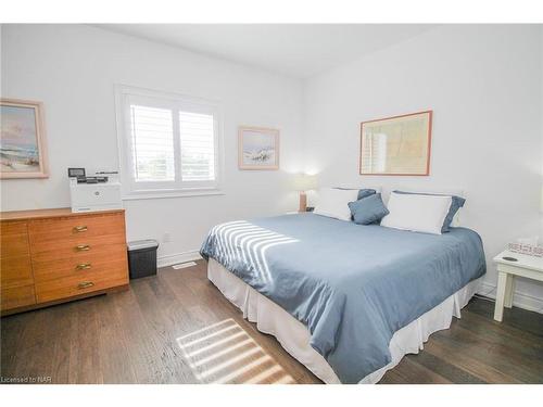 191 Hetram Court Court, Crystal Beach, ON - Indoor Photo Showing Bedroom