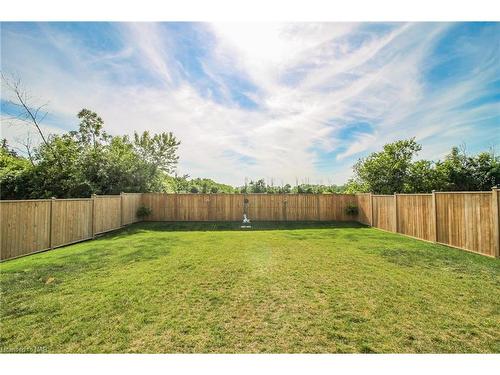 191 Hetram Court Court, Crystal Beach, ON - Outdoor With Backyard