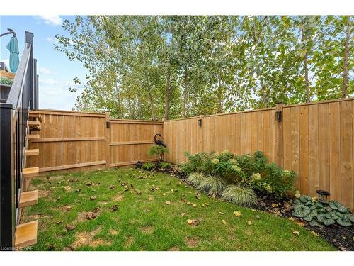 7188 Stacey Drive, Niagara Falls, ON - Outdoor