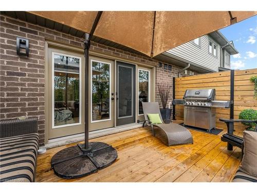 7188 Stacey Drive, Niagara Falls, ON - Outdoor With Deck Patio Veranda With Exterior