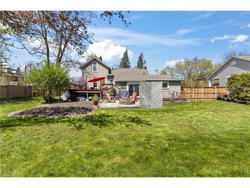 123 Elgin Street W, Welland, ON - Outdoor With Backyard