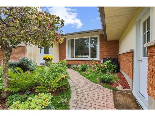 23 Old Oxford Road, St. Catharines, ON - Outdoor