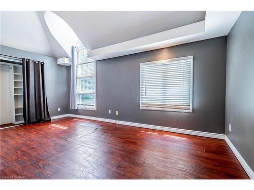 139 Pleasant Avenue, St. Catharines, ON - Indoor Photo Showing Other Room