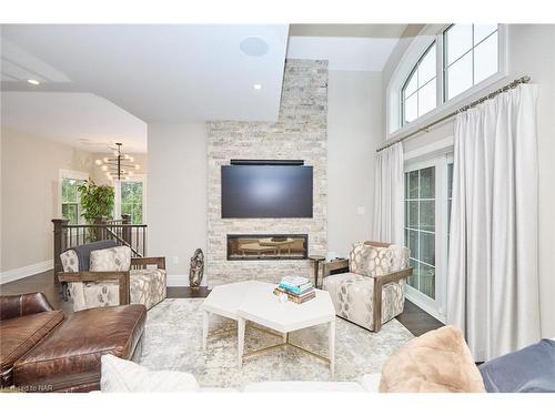 50 Aberdeen Lane S, Niagara-On-The-Lake, ON - Indoor Photo Showing Living Room With Fireplace