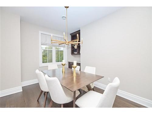 50 Aberdeen Lane S, Niagara-On-The-Lake, ON - Indoor Photo Showing Dining Room