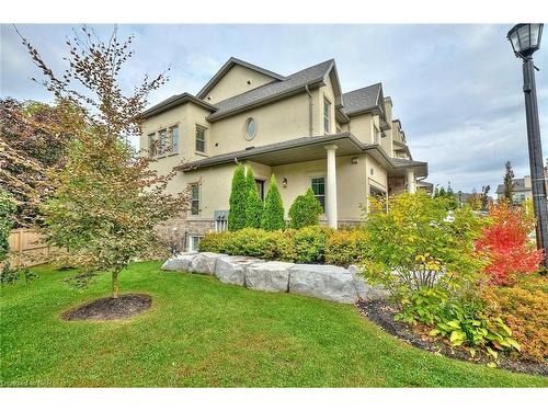 50 Aberdeen Lane S, Niagara-On-The-Lake, ON - Outdoor With Deck Patio Veranda