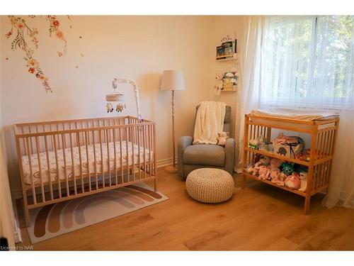 51 6Th Line, Caledonia, ON - Indoor Photo Showing Bedroom