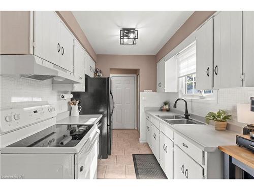 4 Barry Street, St. Catharines, ON - Indoor Photo Showing Kitchen With Double Sink