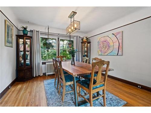 18½ Thomas Street, St. Catharines, ON - Indoor Photo Showing Dining Room