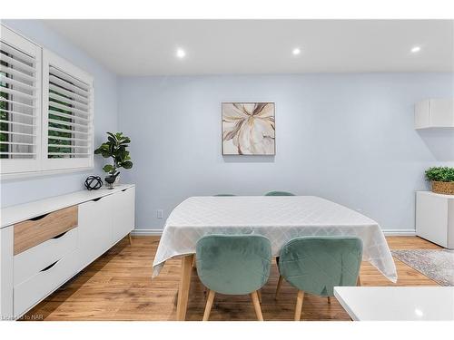 9 Elaine Court, St. Catharines, ON - Indoor Photo Showing Dining Room