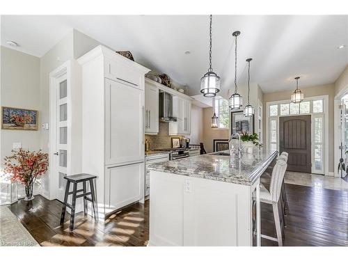 13 Old Mill Lane Lane, Niagara-On-The-Lake, ON - Indoor Photo Showing Kitchen With Upgraded Kitchen