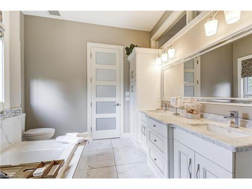 13 Old Mill Lane Lane, Niagara-On-The-Lake, ON - Indoor Photo Showing Bathroom