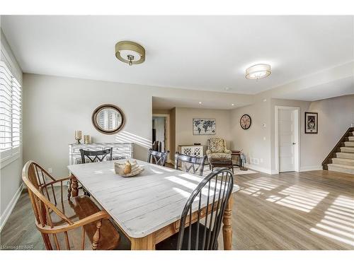 13 Old Mill Lane Lane, Niagara-On-The-Lake, ON - Indoor Photo Showing Dining Room