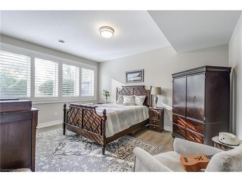 13 Old Mill Lane Lane, Niagara-On-The-Lake, ON - Indoor Photo Showing Bedroom