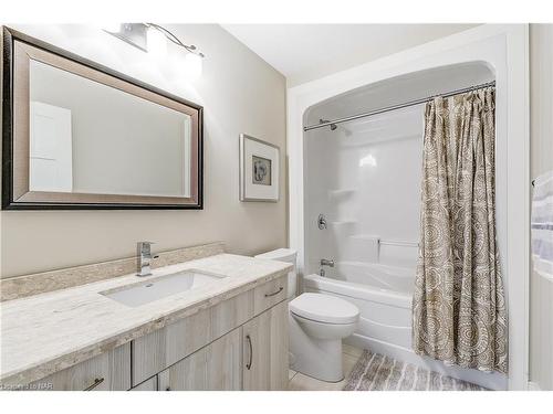 13 Old Mill Lane Lane, Niagara-On-The-Lake, ON - Indoor Photo Showing Bathroom