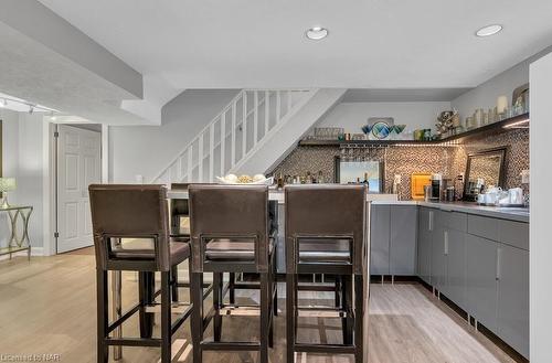 5990 Stevens Street, Niagara Falls, ON - Indoor Photo Showing Dining Room