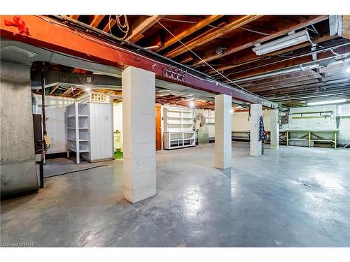 7016 Garden Street, Niagara Falls, ON - Indoor Photo Showing Basement