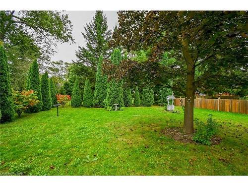 7016 Garden Street, Niagara Falls, ON - Outdoor With Backyard