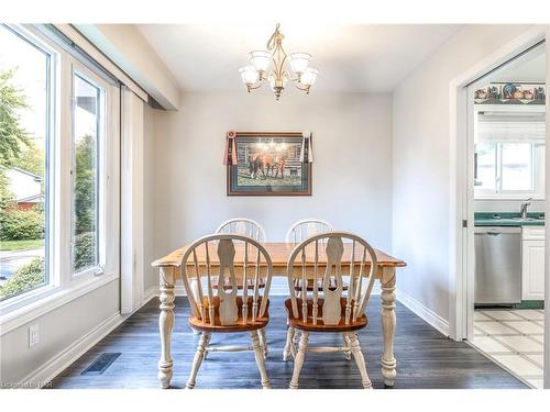 3 Lakebreeze Crescent, St. Catharines, ON - Indoor Photo Showing Dining Room