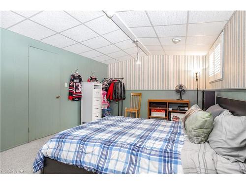 3 Lakebreeze Crescent, St. Catharines, ON - Indoor Photo Showing Bedroom