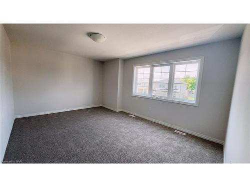 Upper-75 Hillcrest Road, Port Colborne, ON - Indoor Photo Showing Other Room