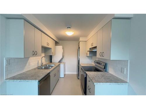 Lower-75 Hillcrest Road, Port Colborne, ON - Indoor Photo Showing Kitchen With Double Sink