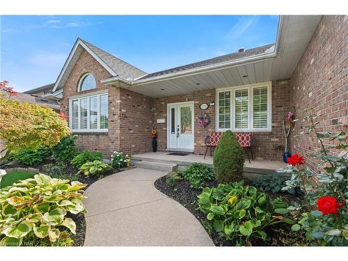 7712 Southwood Drive, Niagara Falls, ON - Outdoor