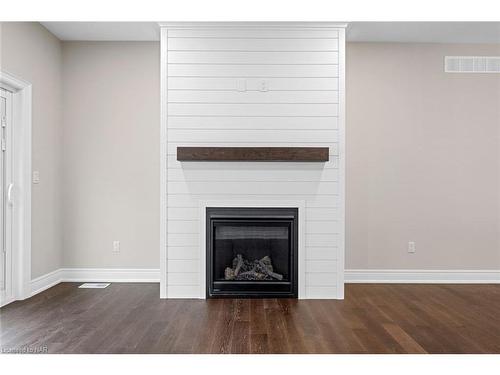 734 Clarence Street, Port Colborne, ON - Indoor Photo Showing Living Room With Fireplace