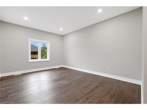 734 Clarence Street, Port Colborne, ON - Indoor Photo Showing Other Room