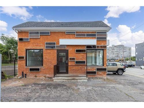 Upper-22-24 Queenston Street, St. Catharines, ON - Outdoor